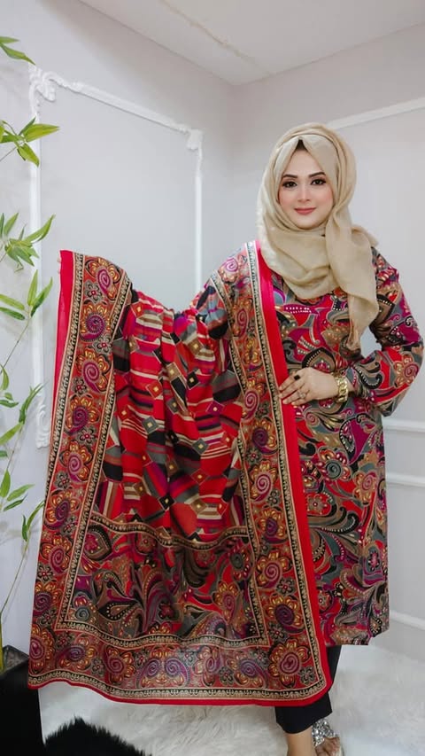 (bld) charukola (black)