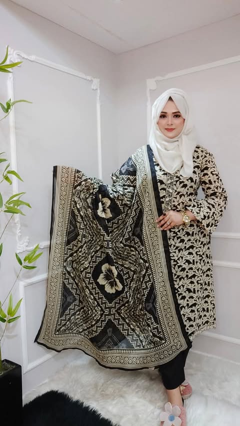 Tanisha rojoni ganga (black)